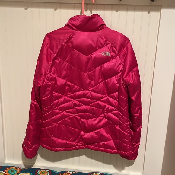 Women’s The North Face 550 Aconcagua Puffer Jacket (large)! - Picture 2 of 5